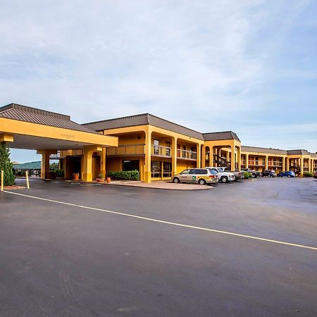 Quality Inn Airport - Southeast Birmingham Esterno foto